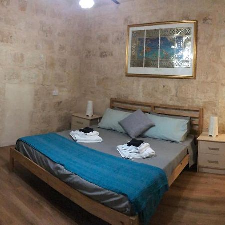 Floriana Cosy Townhouse Appartement Buitenkant foto