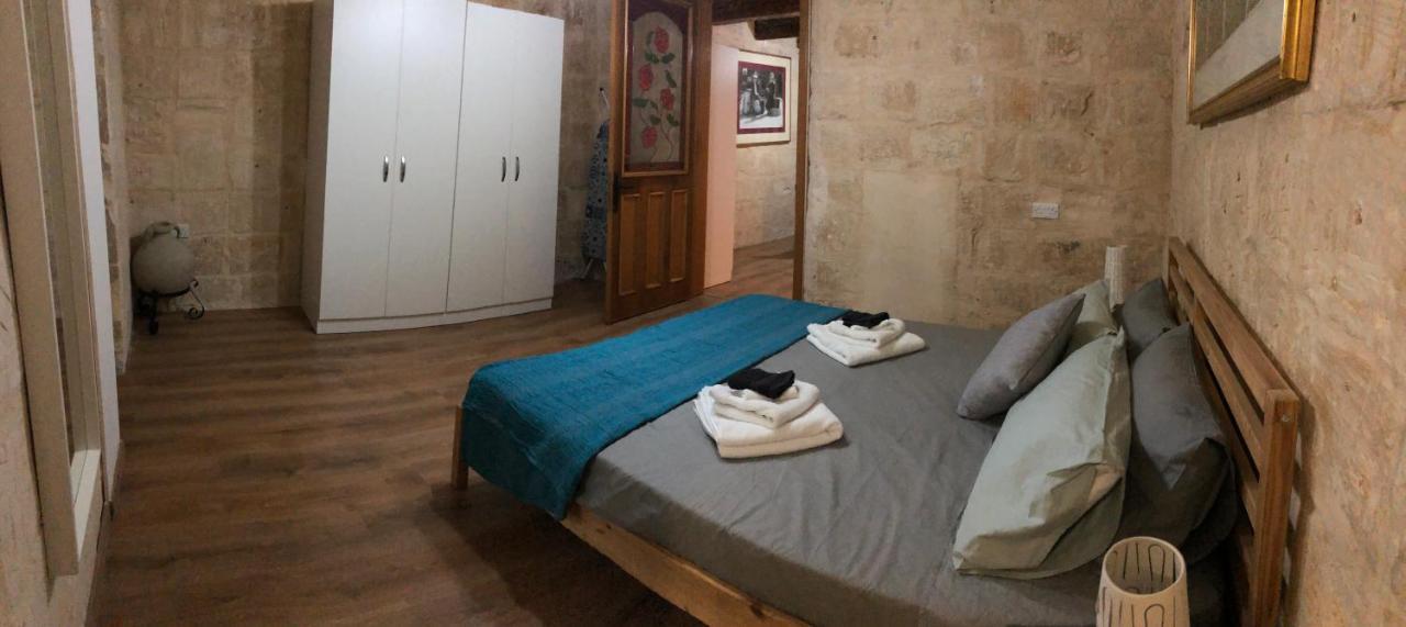 Floriana Cosy Townhouse Appartement Buitenkant foto
