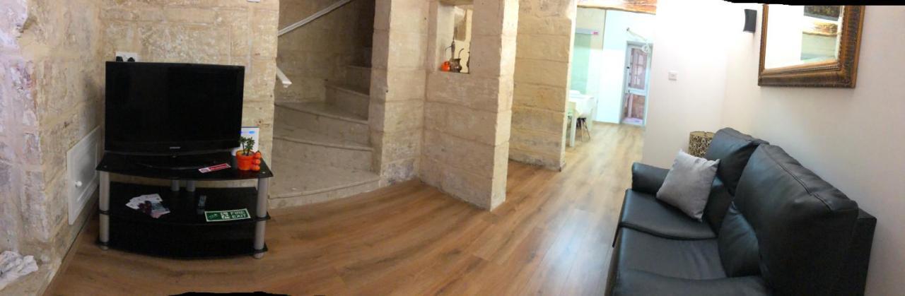 Floriana Cosy Townhouse Appartement Buitenkant foto