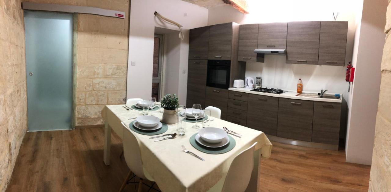 Floriana Cosy Townhouse Appartement Buitenkant foto
