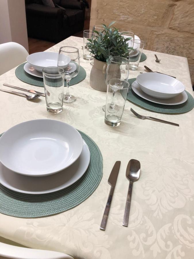 Floriana Cosy Townhouse Appartement Buitenkant foto